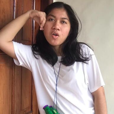 Adinda Widjaja sebagai Kurator Cinta (Editor)